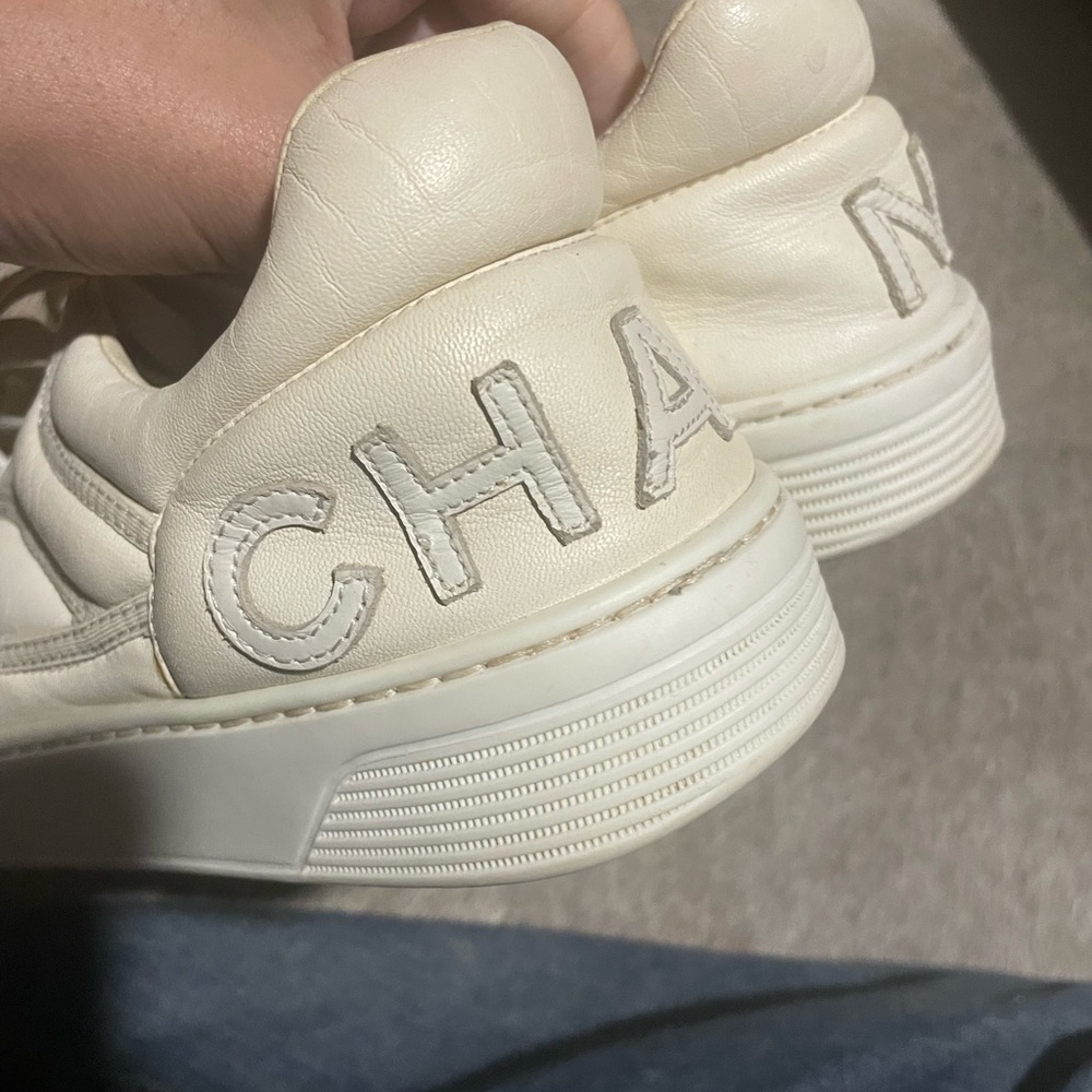 CHANEL Cream Sneakers with Logo Detail